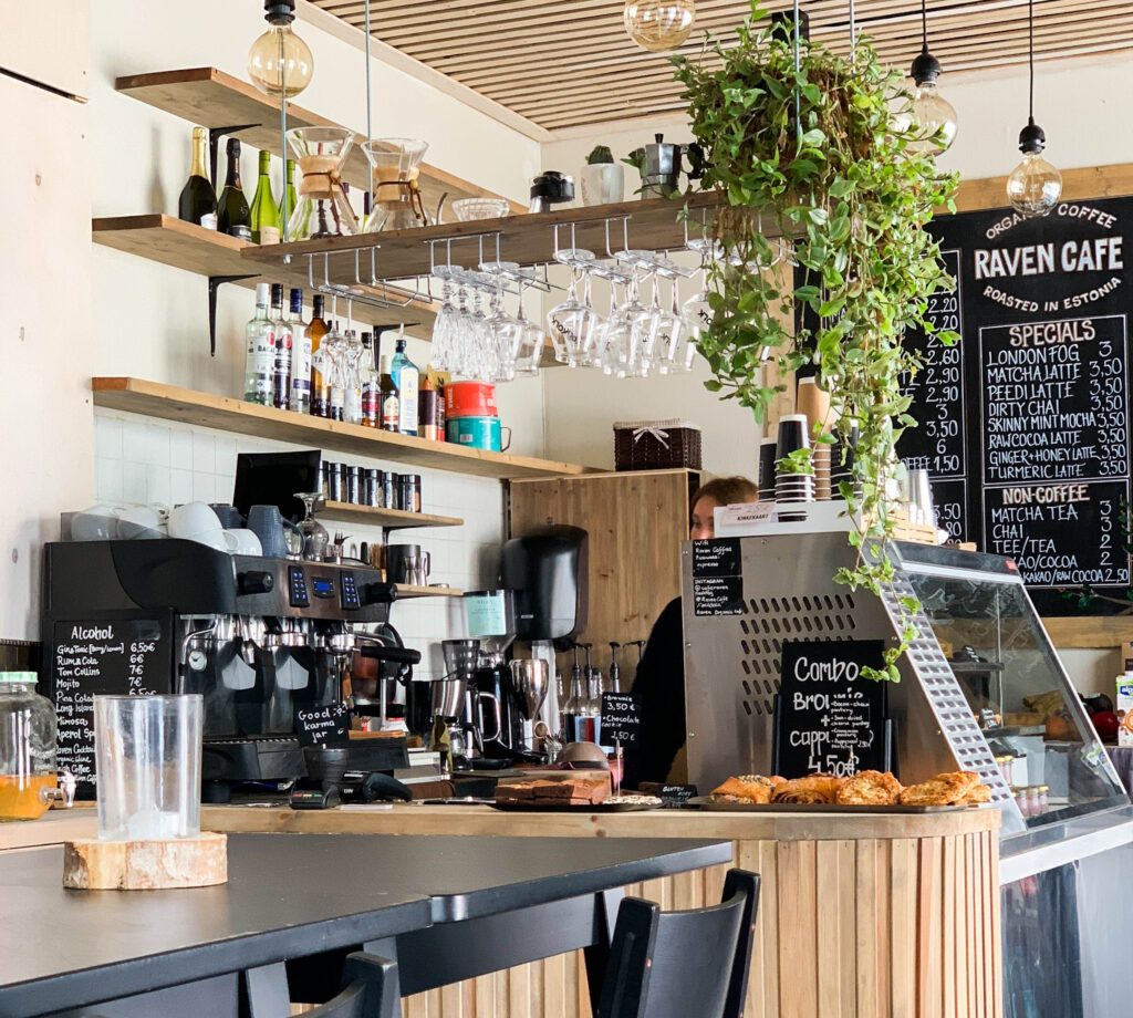 cafe-coffe-shop-counter
